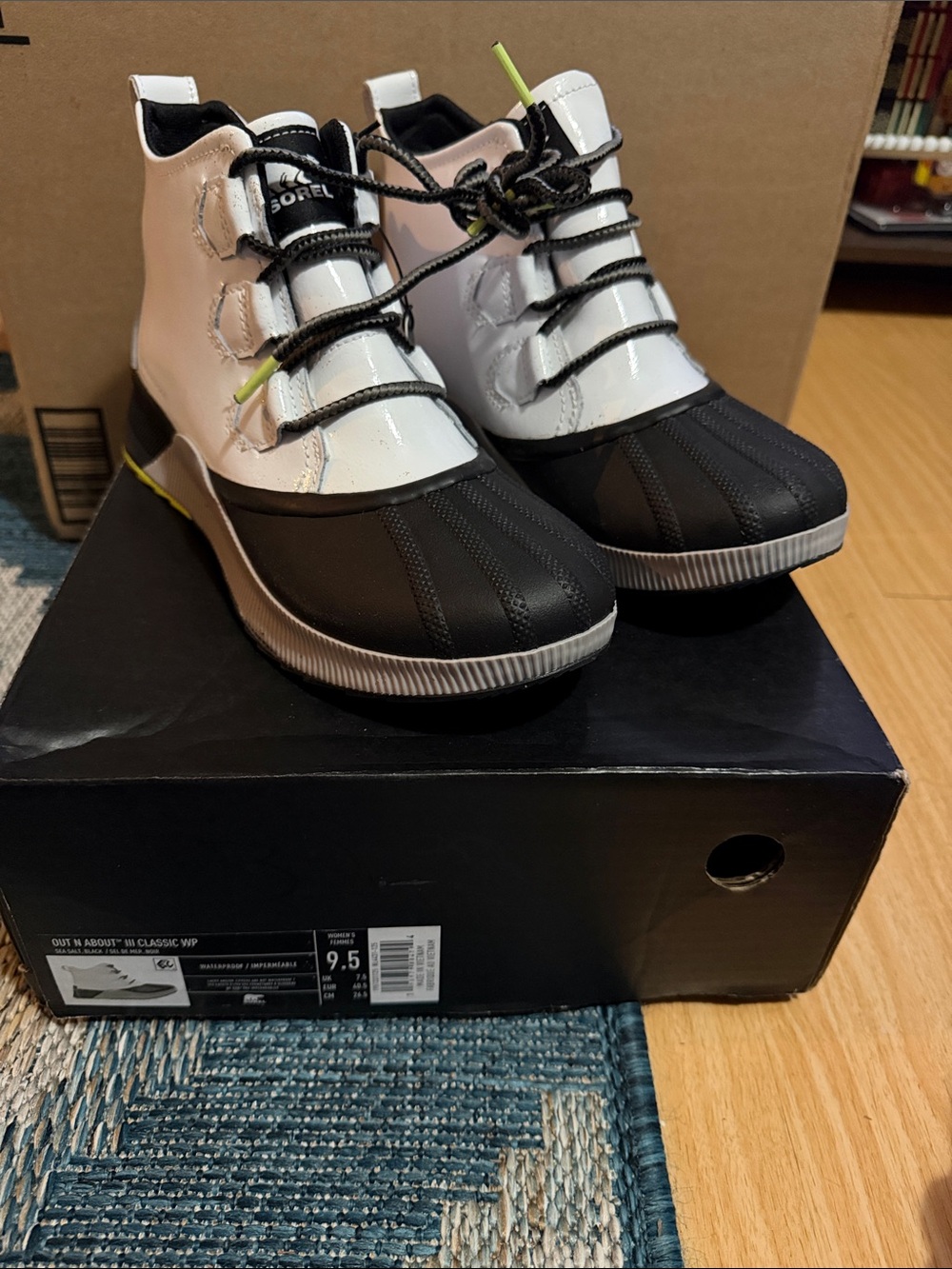 Sorel Waterproof Ankle Boots - White and Black